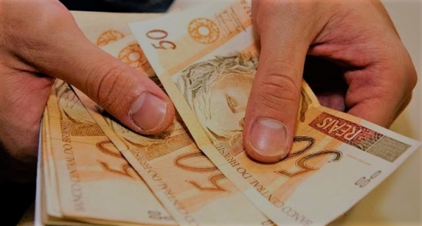 Segunda parcela do 13º de aposentados começa a ser depositada hoje