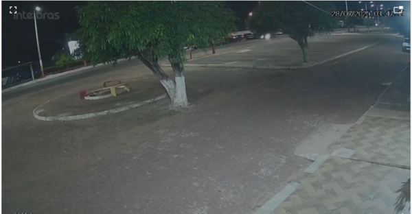 ULTRAPASSAGEM FORÇADA DEIXA UM MORTO NA BR-230 EM PASTOS BONS/MA