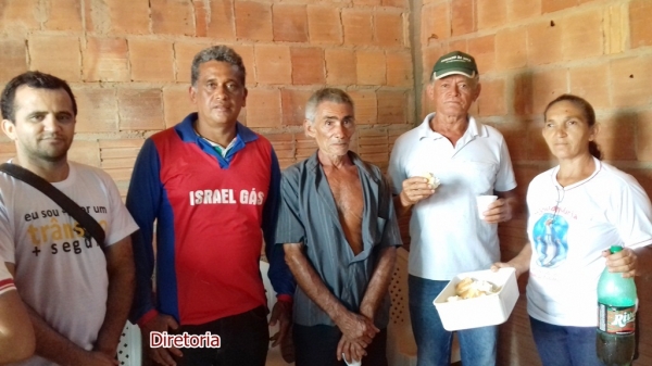 Associação de Moradores do Bairro Nova Açailândia oferece café da manhã para a Legião de Maria
