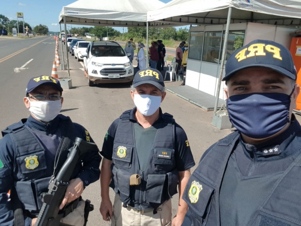 MARANHÃO - Comando de Saúde na BR-316, em Timon