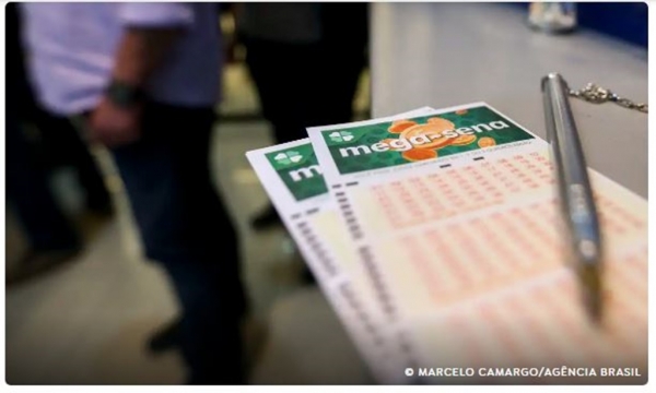 MEGA-SENA ACUMULA E PRÊMIO VAI PARA R$ 32 MILHÕES