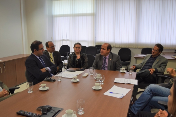 AÇAILÂNDIA URGENTE -  MPMA e Município de Açailândia debatem inconstitucionalidade de lei