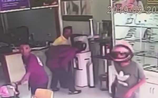 BURITICUPU - Operação conjunta da Policia Civil e Militar-MA apreende motos e objetos utilizados no assalto a Relojoaria