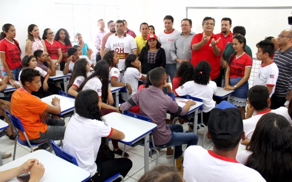 Em seis dias, Governo entrega cinco escolas dignas