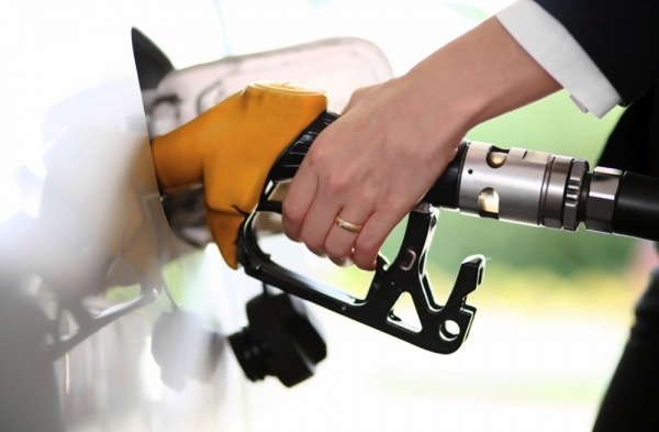 Entidade diz que aumento de tributos prejudica competitividade do etanol