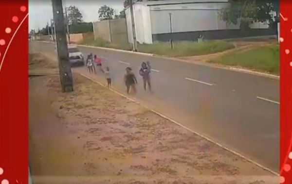 VÍDEO: JOVEM MORRE E SETE FICAM FERIDOS APÓS CAMINHONETE EM ALTA VELOCIDADE ATROPELAR GRUPO EM BALSAS, NO MA