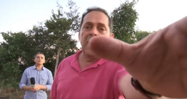 Paulo Marinho agride equipe da TV Sinal Verde