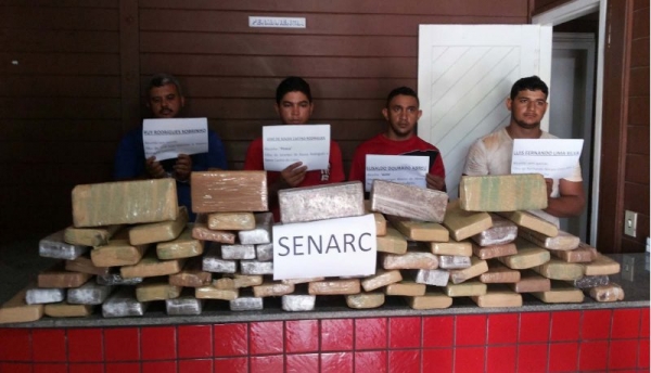 Polícia apreende 69 tabletes de maconha em Estreito