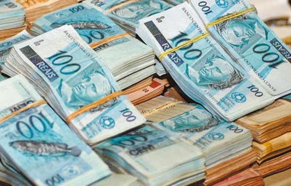 Mega-Sena sorteia R$ 195 milhões e duas pessoas dividem o prêmio