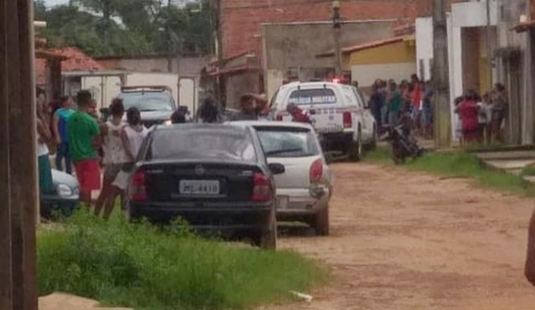 Mulher é encontrada morta asfixiada com fio de chapinha em São Luís