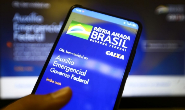 Auxílio emergencial: 65,3 milhões de brasileiros recebem a 4ª parcela