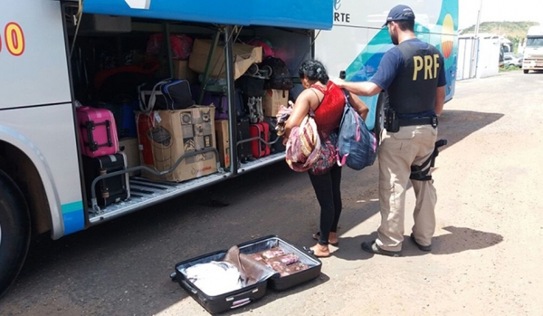 PRF prende mulher com 7 Kg de maconha em Imperatriz