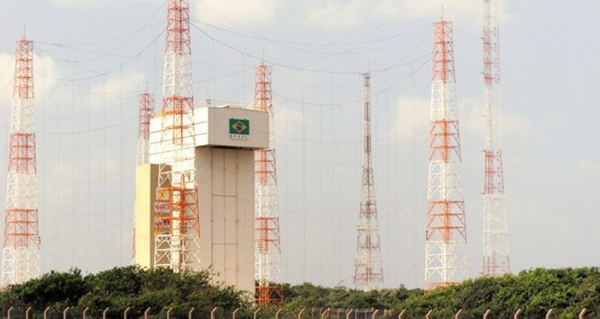 Brasil envia proposta para EUA lançarem foguetes na Base de Alcântara