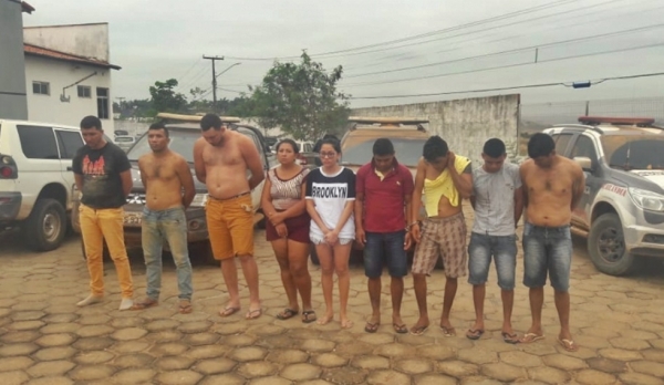 FIM DE SEMANA / AÇAILÂNDIA - Quadrilha de suspeitos de assalto a caminhão dos Correios é presa.