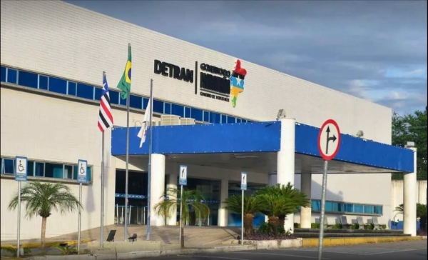 Taxas de serviços do Detran-MA aumentam em 2023; há reajuste que chega a 284%