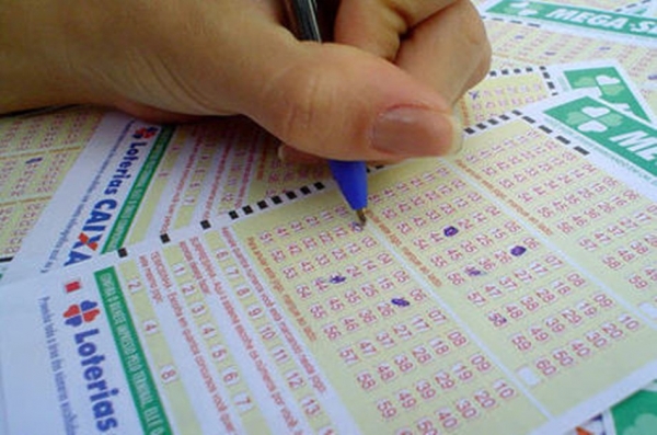 Mega-Sena acumula, e prêmio estimado é de R$ 50 milhões