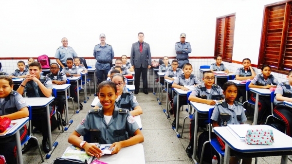 Secretários abrem o 1º Encontro de Gestores do Colégio Militar do Maranhão