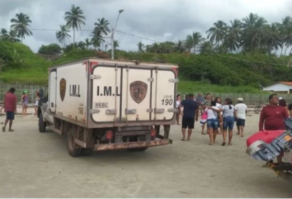 Corpo de homem é encontrado em praia da Região Metropolitana de São Luís