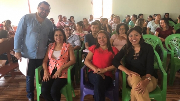 AÇAILÂNDIA - Secretaria de Educação realiza 1º. Seminário da Proposta Pedagógica do Campo