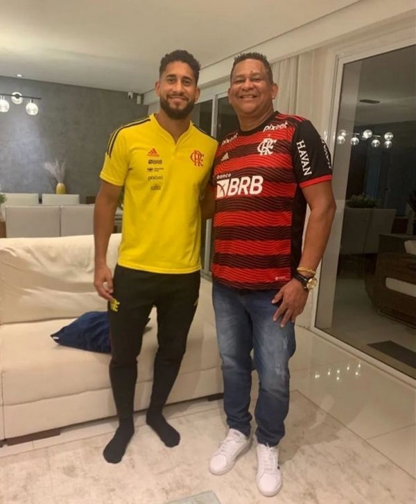 Casa do pai de jogador do Flamengo é alvo de assaltantes em São Luís 