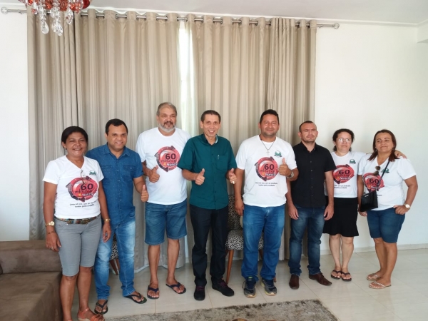 DEPUTADO ESTADUAL PASTOR CAVALCANTE SE REÚNE COM A DIRETORIA DO SINDICATO DOS SERVIDORES PÚBLICOS DE AÇAILÂNDIA E A COMISSÃO DE GREVE