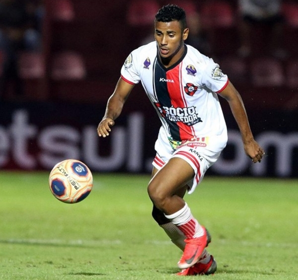 MARANHÃO - Moto Club confirma transferência de Valdenílson ao Palmeiras