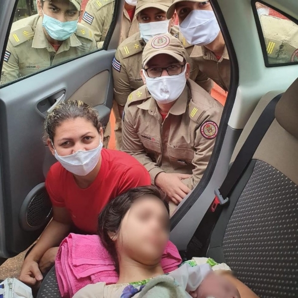 MARANHÃO - Mulher entra em trabalho de parto e dá a luz na academia dos bombeiros, em São Luís