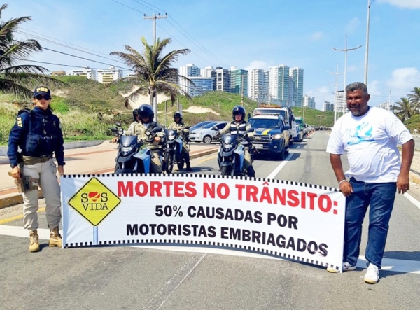 PRF no Maranhão participa de carreata no Dia Mundial em Memória das Vítimas de Acidente de Trânsito