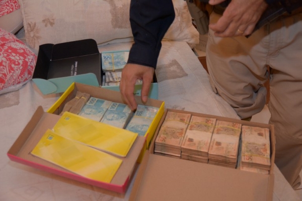 PRF DÁ APOIO AO GAECO EM OPERAÇÃO CONTRA CRIMES FISCAIS E LAVAGEM DE DINHEIRO NO MARANHÃO