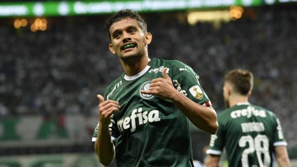 Palmeiras goleia Godoy Cruz com direito a “olé” e avança às quartas de final