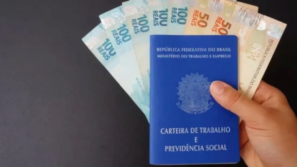 SALÁRIO MÍNIMO DEVE ULTRAPASSAR R$ 1.500 EM 2025