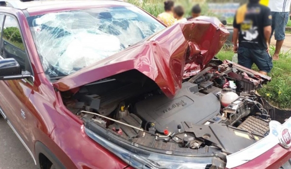 Morre criança ferida em acidente com pick-up e caminhão na BR-135