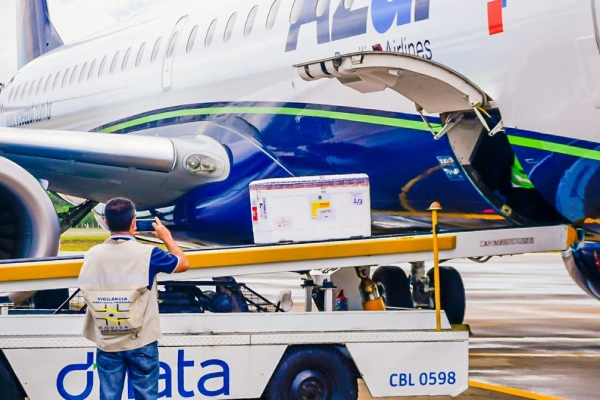 Mais de 46 mil doses da vacina de Oxford chegam ao Maranhão; pacientes em tratamento hospitalar poderão ser vacinados