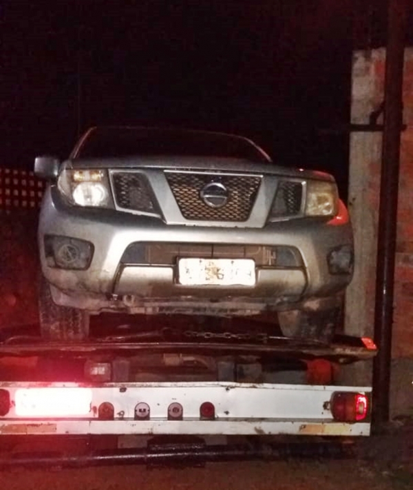 FIM DE SEMANA - PRF recupera em São Luís caminhonete roubada no Pará