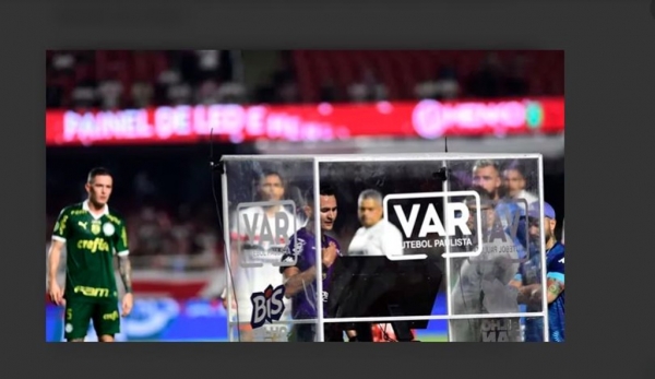 SÃO PAULO E PALMEIRAS EMPATAM EM JOGO COM POLÊMICAS DO VAR
