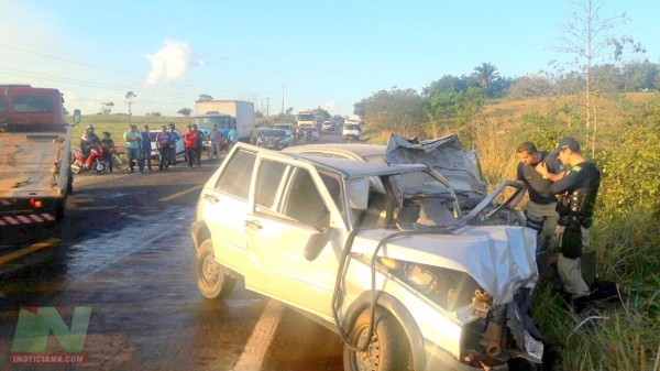 VÍDEO AÇAILÂNDIA  -  Colisão frontal na BR 010 deixa sete feridos
