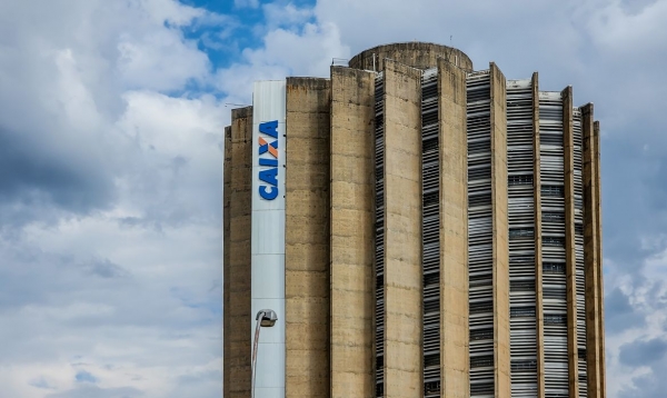 CAIXA ANUNCIA CONCURSO PÚBLICO COM MAIS DE 4 MIL VAGAS NO PAÍS