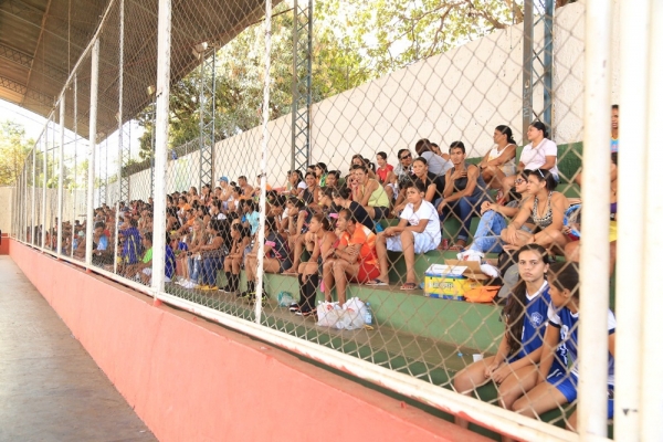 Secretaria de Esporte realiza 2º Torneio Regional de Futsal Feminino de Açailândia