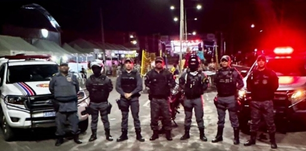 HOMEM É PRESO POR PORTE ILEGAL DE ARMA DE FOGO DURANTE OPERAÇÃO CARNAVAL, EM SÃO PEDRO DA ÁGUA BRANCA