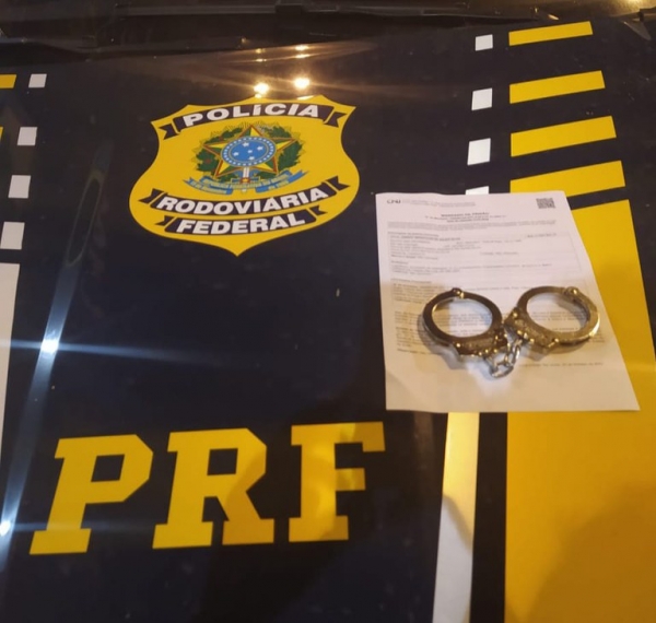 PRF cumpre mandado de prisão em São Luís/MA