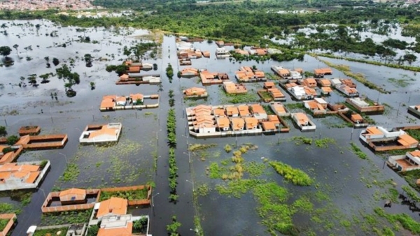 Rio Tocantins chega a marca de 10,80 metros acima do normal