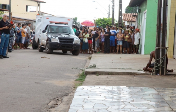 Justiça absolve três acusados de linchar homem em poste até a morte em São Luís