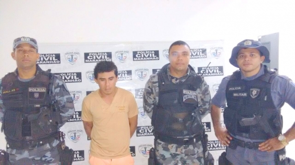 Policia Militar de Açailândia Prende Homem com 10 Pedras de Crack.