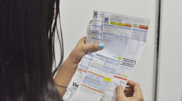 Aneel aprova 42% de aumento para taxa extra na conta de luz