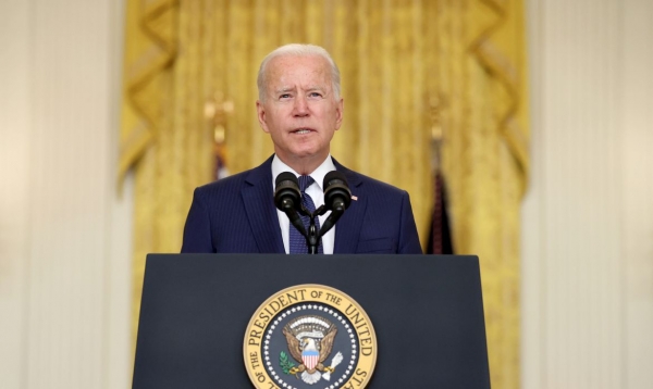 Biden sanciona projeto de infraestrutura de US$1 trilhão
