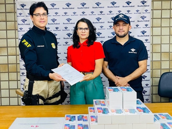 PRF recebe doação de aparelhos apreendidos nas BRs do Maranhão