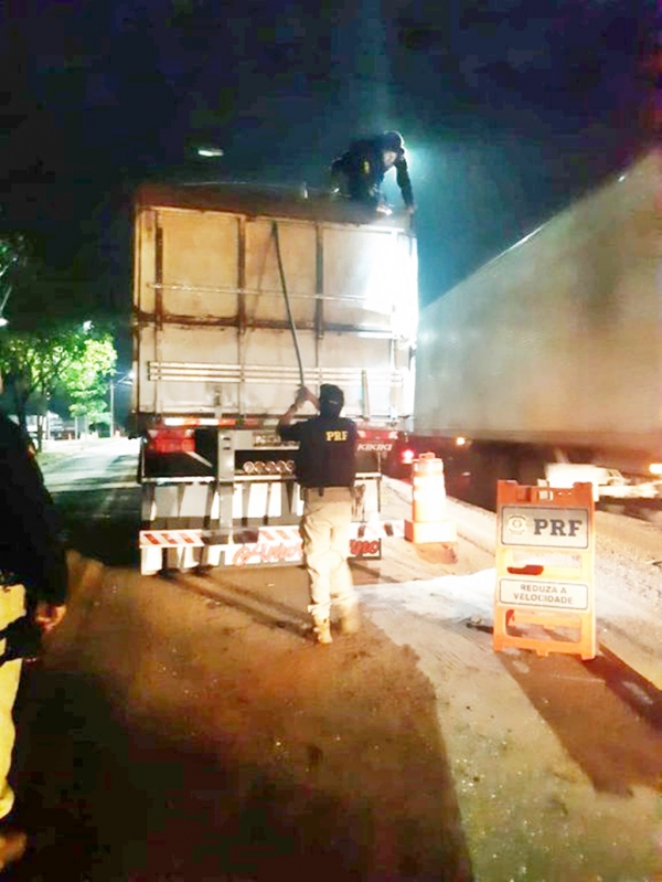 PRF do Maranhão apreende, em uma única abordagem, mais de 42 m³ de madeira ilegal em Açailândia/MA