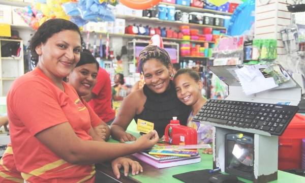 Maranhenses podem usar site e aplicativos para ver saldo do Bolsa Escola