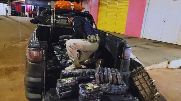 PRF APREENDE 166 KG DE SKUNK NA BR-226 NO MA; É A MAIOR APREENSÃO DESSE TIPO DE DROGA FEITA PELO ÓRGÃO NO ESTADO