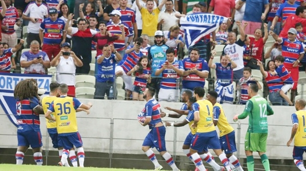 Com gol de Leandro Cearense, Fortaleza vence o Sampaio na semifinal da Série C